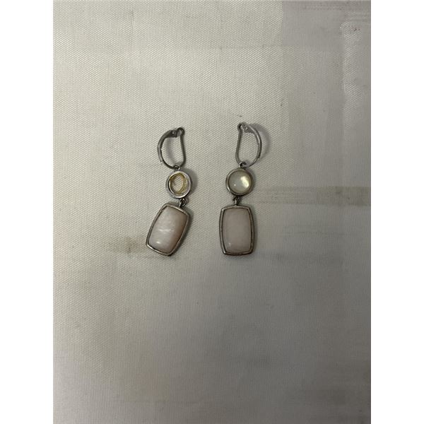 PAIR OF VINTAGE STERLING SILVER W/ MOTHER OF PEARL STONES DANGLE EARRINGS