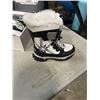 Image 3 : NEW COUGAR WINTER BOOTS TIOASTY WHITE, SIZE US 1