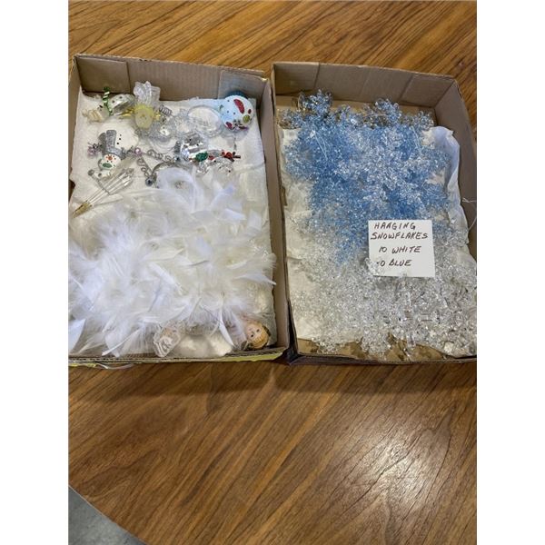 2 TRAYS OF CHRISTMAS DECOR