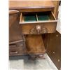 Image 4 : ANTIQUE OAK BOW FRONT SERVING CABINET