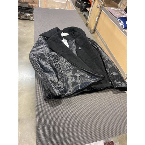 NEW TOPMAN SIZE MEDIUM JACKET