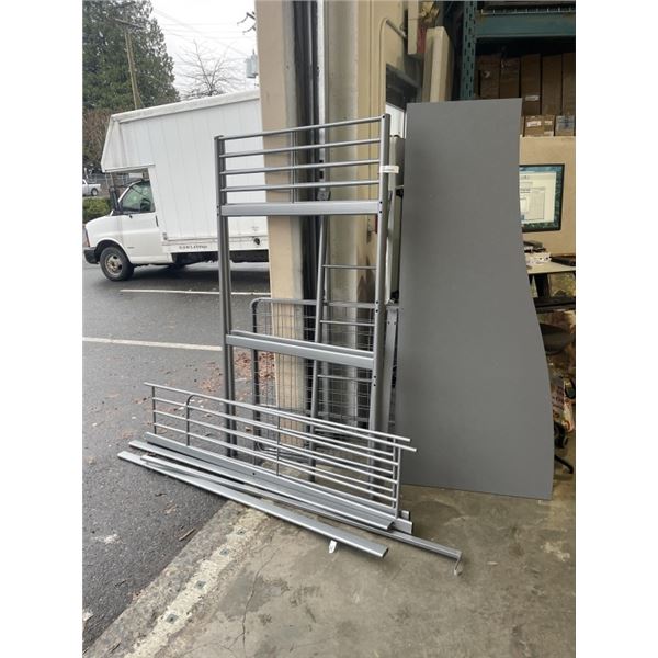 SINGLE SIZE LOFT BED