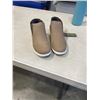 Image 3 : NEW OLUKAI HAWAI'ILOA MANU HOPE WOMENS SIZE 10 TAUPE GREY / OFF WHITE