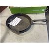 Image 3 : VINTAGE QUAKER OATS BAGS AND CAST IRON FRYING PAN