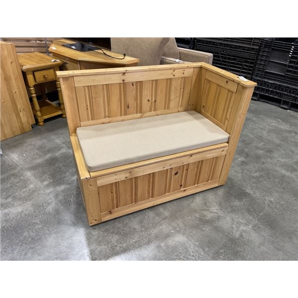 PINE STORAGE ENTRANCE BENCH