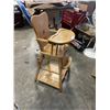 Image 2 : ANTIQUE KIDS HIGHCHAIR