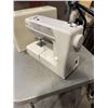 Image 3 : KENMORE SEWING MACHINE