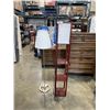Image 1 : 2 FLOOR LAMPS