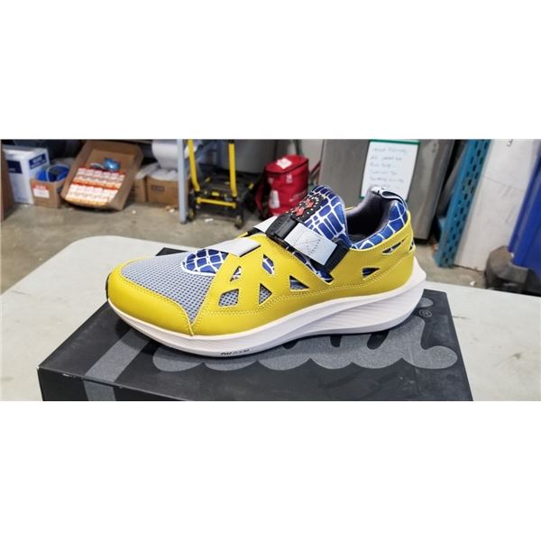 NEW NIKE AIR HUARACHE 20Y24/PATTA SIZE US MENS 10