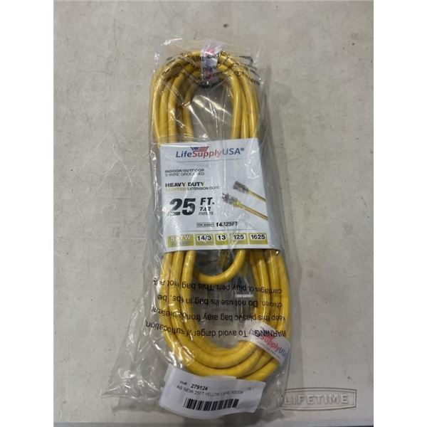 AS NEW 25FT YELLOW 3 WIRE INDOOR OUTDOOR LIGHTED EXTENSION CORD, 14AWG