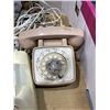 Image 4 : 2 VINTAGE ROTARY PHONES