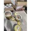 Image 3 : VINTAGE CANNISTER SET AND BOX OF COFFEE MUGS