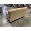 Image 4 : MODERN FABRIC LOVESEAT