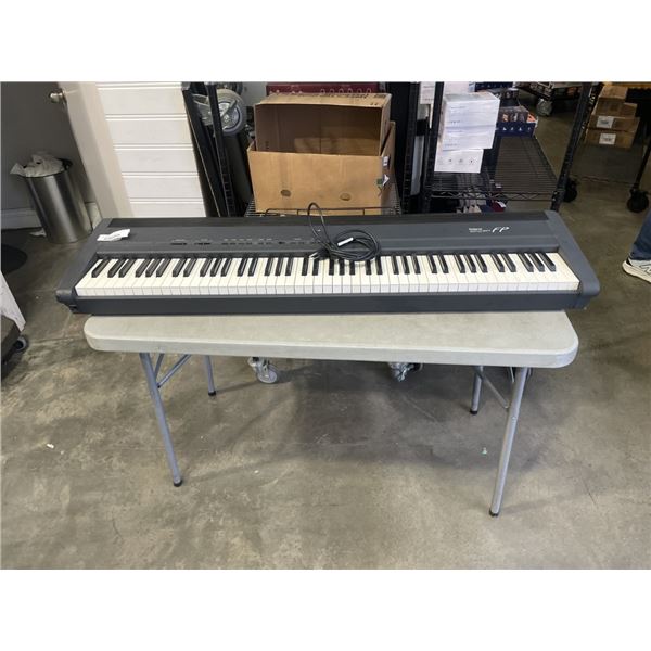 ROLAND ELECTRIC KEYBOARD