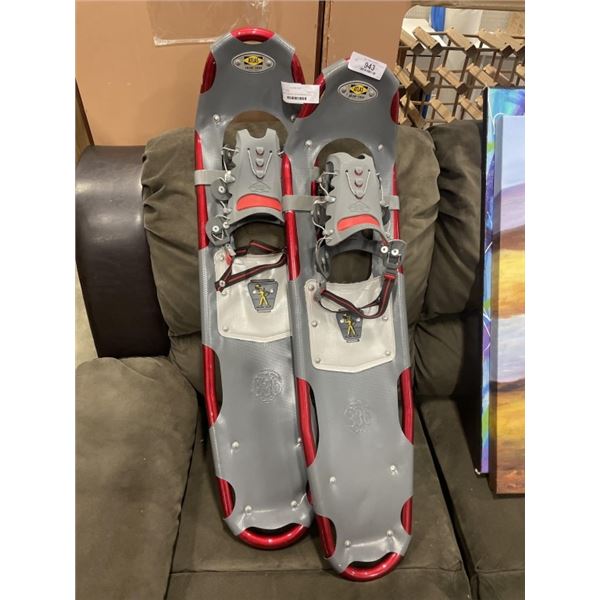PAIR OF ATLAS MODEL 836 SNOWSHOES 36 IN LONG