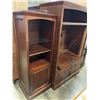 Image 2 : 3 PIECE MEDIA CABINET