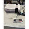 Image 3 : VINTAGE NES, WORKS BUT CAN BE GLTICHY