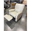 Image 3 : WHITE LEATHER RECLINER