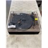 Image 1 : LP3 TURN TABLE - WORKING
