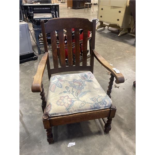 ANTIQUE BARLEY TWIST ARM CHAIR