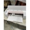 Image 1 : CRICUT MACHINE