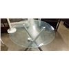 Image 2 : GLASS TOP DINING TABLE