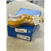 Image 3 : NEW ADIDAS GAZELLE SIZE US 6 MENS