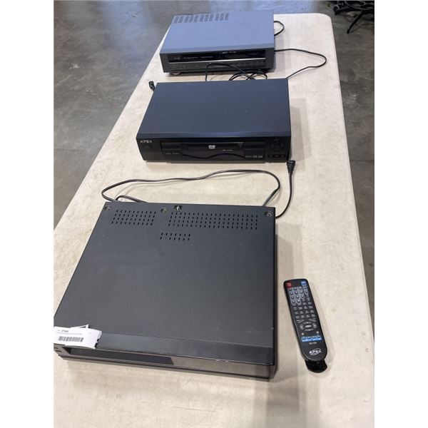 2 VHS PLAYERS AND DVD PLAYER