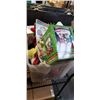 Image 3 : 2 TOTES OF CHRISTMAS DECOR