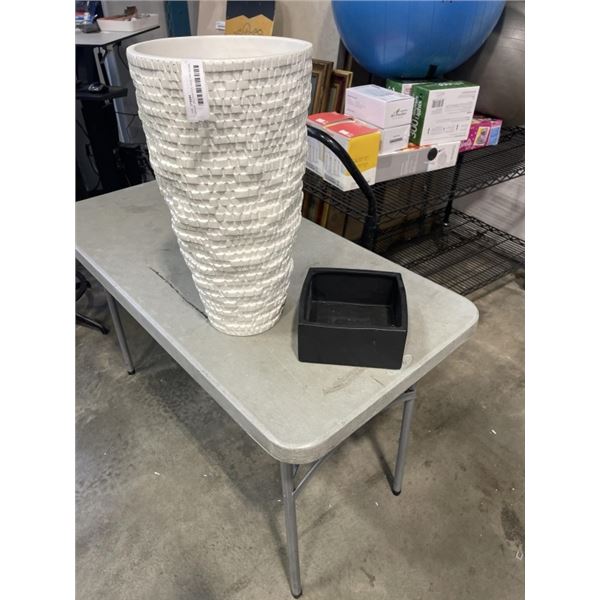 WHITE DECORATIVE VASE AND SQUARE PLANTER