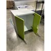 Image 2 : GREEN IKEA 2 DOOR CABINET