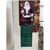 Image 2 : TRADITIONS DELUXE 30 INCH SANTA