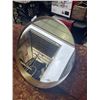Image 3 : ROUND WALL MIRROR