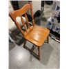 Image 3 : 3 VINTAGE WOODEN CHAIR