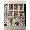 Image 4 : BINDER OF HOCKEY CARDS