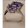 Image 2 : 14K WHITE GOLD LADIES DIAMOND AND TANZANITE RING -