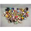 Image 3 : LOT OF VINTAGE SEWING ITEMS - INCL. ADVERTISING - 