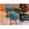 Image 3 : Stools, Peacock Side Table A