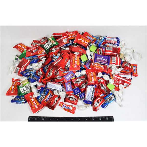 LARGE BAG OF ASSORTED CANDY AND CHOCOLATES