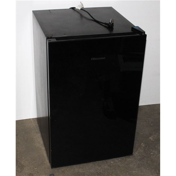*BAILIFF SEIZURE* HISENSE MINIFRIDGE
