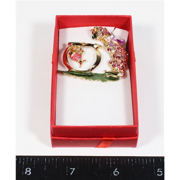 NEW RHINESTONE CAT WITH FISH BOWL BROOCH