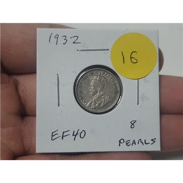 1932 Canadian Silver 10 Cents. EF40 with 8 pearls. Nice.