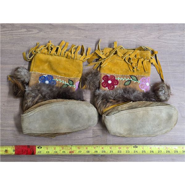 Full beaded Mukluks- 10" heel to toe