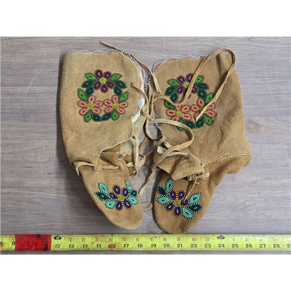 Full beaded wraps- 8" heel to toe