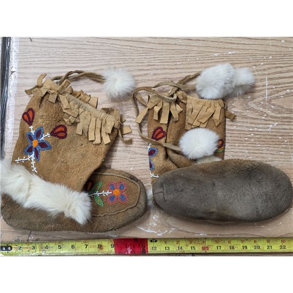 High top full beaded moccasins with fur- 11" heel to toe