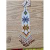 Image 2 : Indigenous powwow regalia