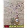 Image 1 : 2 indigenous beaded necklaces