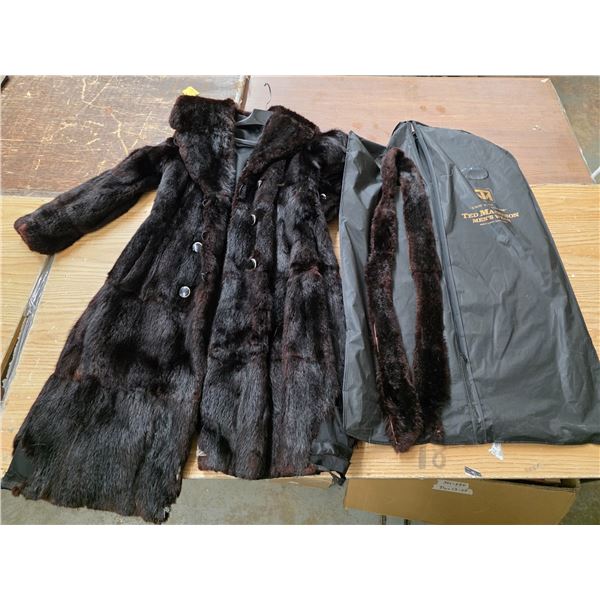 SAF Woman's fur coat and scarf- 40"L