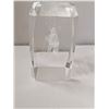 Image 3 : Man Skiing Illusion Glass Desk Decor