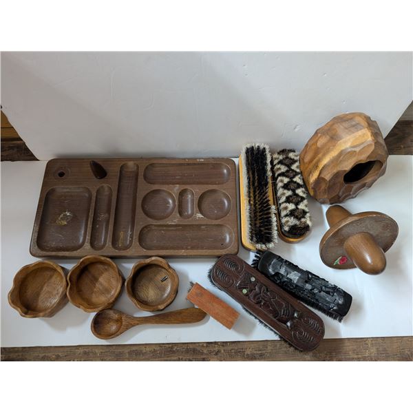 Lot of Assorted Wood Related Items